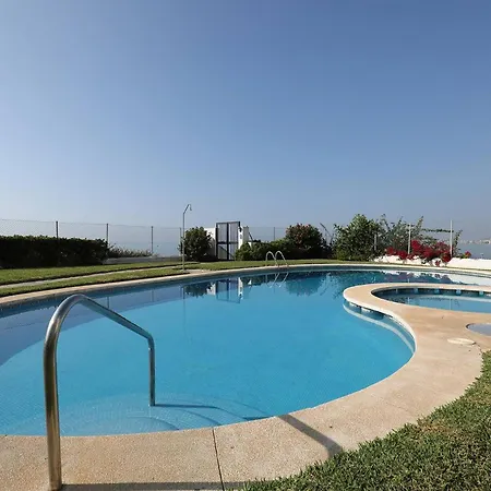 082 - Stunning Sea Views Beachfront 베날마데나코스타