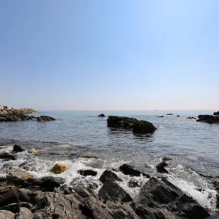 아파트 082 - Stunning Sea Views Beachfront
